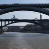 Harlem Ship Canal / Harlem River Symbol Image