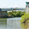 Haulover Canal Symbol Image
